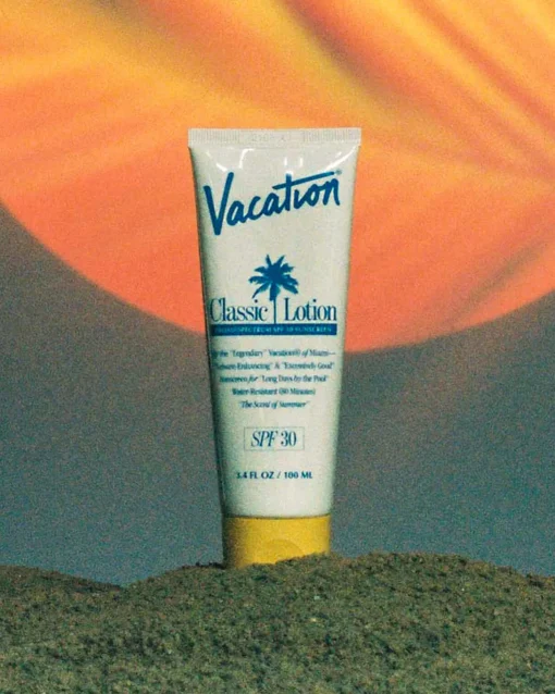 Vacation Classic Sunscreen Lotion SPF 30